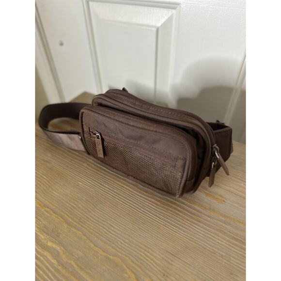 CALPAK Brown Belt Bag Waist Fanny Pack Crossbody Travel Organizer Pouch Unisex - Picture 2 of 5